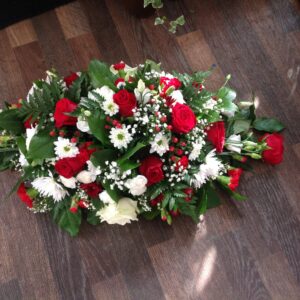 Red and white double ended spray